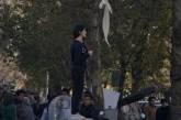 В Иране впервые за 40 лет женщины осмелились выступить против ношения хиджабов