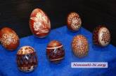 Мастер из Николаева продемонстрировал шедевры на яичной скорлупе
