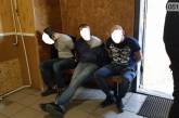 В Николаеве трое мужчин напали на полицейского