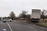 На Львовщине грузовик столкнулся с патрульной полицией - погиб полицейский