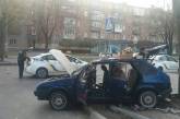 В Харькове пьяный водитель влетел в авто полиции