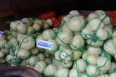 Депутаты отправили пять тонн овощей социально-незащищенным николаевцам 