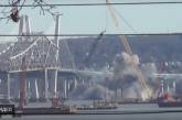 Появилось видео, как в США эффектно взорвали мост через реку Гудзон в Нью-Йорке