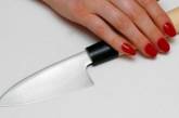 На Николаевщине женщина из-за ревности ударила соперницу ножом в живот