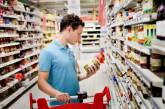 В Украине подписали закон об ответственности за неправильные даты на продуктах 