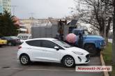 В Николаеве столкнулись мусоровоз и «Форд Фиеста»