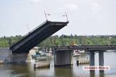 В Николаеве сегодня разведут мосты