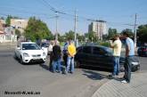 «КИА» с «Опелем» не поделили дорогу в центре Николаева