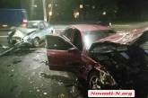 В Николаеве «БМВ» выехал на встречную полосу и столкнулся с Daewoo — пострадал водитель