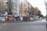 В Николаеве демонтировали 12 будок: один из владельцев закрылся в своем киоске