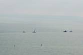 Корабли ВМС Украины прошли под Крымским мостом