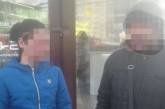 В Киеве «парочка» ограбила женщину, пока та была без сознания из-за удара по голове