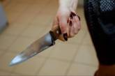 На Николаевщине во время празднования 8 марта дама ударила ножом в живот сожителя