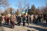 В Николаеве 7 ноября коммунисты митинговали, а националисты — молились. Но при этом все ругали действующую власть