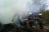 На Николаевщине хозяева, сжигая мусор, едва не сожгли собственный дом