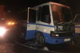 В Николаеве ночью горел автобус