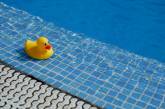 На базе отдыха в Кирилловке в бассейне утонул 6-летний мальчик