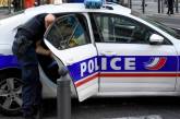 Во Франции мужчина взял в заложники посетителей банка