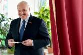 «Власть не для того дается, чтобы ее взял, бросил и отдал», - Лукашенко