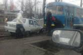 Депутат одесского горсовета врезалась в трамвай на своем автомобиле. ФОТО