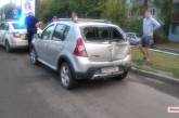 В Николаеве маршрутка врезалась в авто «Дачия»: на Богоявленском пробка