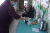 В Николаеве за пять дней в спецпунктах накормили 14 бездомных и выдали 27 единиц одежды