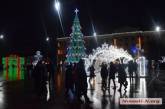 Сегодня последний вечер, когда главная площадь в Николаеве украшена праздничными иллюминациями