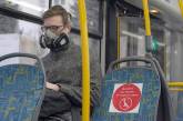 Медики из-за коронавируса призвали ездить в общественном транспорте молча