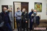 «Он служка народный!»: в приемной мэра Николаева горожане со скандалом требовали продления аренды