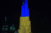 В ОАЭ подсветили в цвета флага Украины высочайшее здание мира