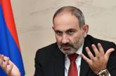 Премьер-министр Армении просит президента уволить начальника Генштаба