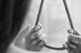 В Херсонской области девушка покончила с собой после телефонного разговора