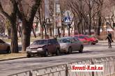 При неработающем светофоре в центре Николаева столкнулись «Жигули» и «Тойота»