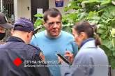 В центре Одессы пьяный на Lexus устроил ДТП и побил полицейского (видео)