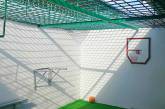 «Все лучшее — детям»: в Николаевском СИЗО обустроили спортплощадку для заключенных подростков