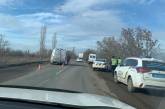 Под Новой Одессой полицейская «Шкода» врезалась в микроавтобус