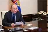 Путин обсудил с Макроном по телефону украинский кризис