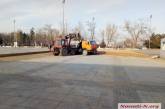 В Николаеве завершают демонтаж катка на Серой площади