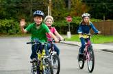 В Украине детей в школе будут учить безопасной езде на велосипеде