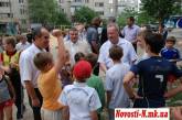В Николаеве «регионалы» заставили детей «чаще улыбаться» - открыли две новые игровые площадки