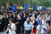 Конвокация! Выпускники «Могилянки» прошли торжественным маршем по центру Николаева и получили дипломы