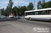 В центре Николаева из-за автобуса-«гармошки» произошла авария