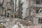 В Николаеве из-под завалов пятиэтажки достали тела еще двух погибших. Обновлено