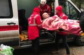 Красный Крест показал, как выносят пострадавших из разрушенной ракетой пятиэтажки в Николаеве