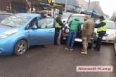 В центре Николаева столкнулись 3 автомобиля – на проспекте большая пробка