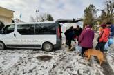 Жителям пострадавших сел под Николаевом доставили помощь, собранную волонтерами на донаты