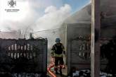 В Очакове боеприпас попал в жилой дом — возник пожар. ФОТО
