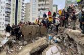Количество жертв землетрясения в Турции превысило 4,5 тысяч человек