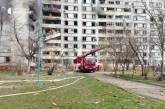 В Запорожье прямое попадание вражеской ракеты в жилой дом (видео)
