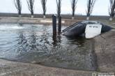 В Николаевской области пьяный водитель утопил свой автомобиль: погибла полицейская